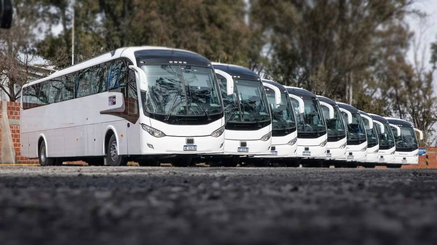 buses para renta scania